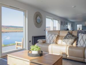 Holiday Home Daisy Cottage by Interhome