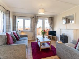 Chalet Osprey Lodge by Interhome