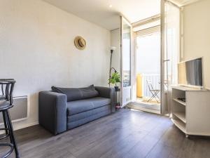 Apartment Les Raisins dOr-4 by Interhome