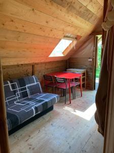 Trappeur du Camping la Saline dArc et Senans