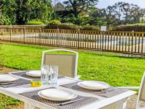 Appartements Apartment Le Chateau de Kergonano-25 by Interhome : photos des chambres