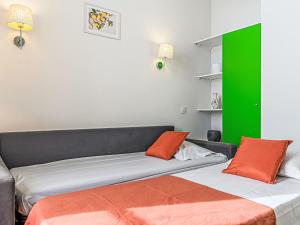 Apartment Le Château de Kergonano-25 by Interhome
