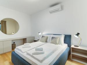 Apartment Mare Sano Resort-3 by Interhome
