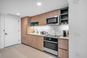 Experience Miami Vibes in the Heart of Downtown