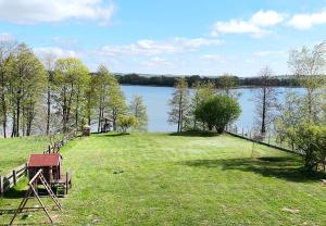 ODsapka-Dom nad jeziorem