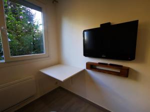 Cozy Studio in Juan les Pins 700m from Beach