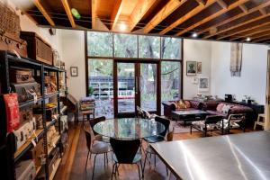 The Bach, Stylish Abode in Central Busselton