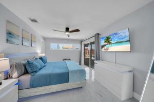 King Bed Hot Tub Pool Table Video Games