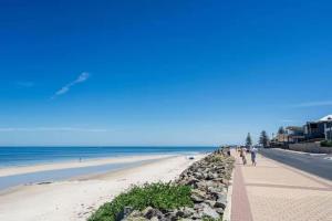 Seas the Day Glenelg Beach