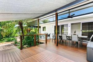 Tropical Retreat with BBQ Deck