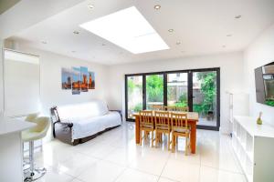 Beautiful Home With Garden in Central Tooting