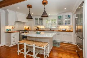 4th Row Ocean Sea Pines Home with a Private Pool w Spa DOG FRIENDLY