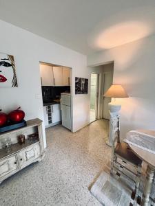 Beau T2, aperçu mer et accès plage