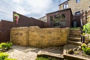 Haworth Haven Cottage - with Garden and Summerhouse