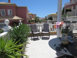 SOMETHING SPECIAL LAS DUNAS 9 by RENTMEDANO pretty villa with sea view and pool