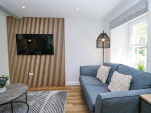 Riverside Cottage No 3