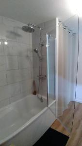 Chambre dhôte triple, au calme dans la campagne des Weppes