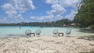 Playa Laguna Bacalar Beach Front - Ubytování bez kategorie ve městě Bacalar