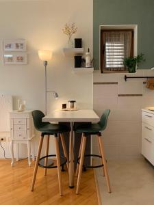 Emerald hills apartment