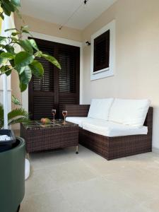 Emerald hills apartment