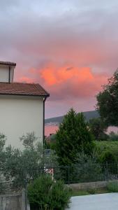 Emerald hills apartment