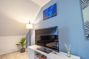 HANNIBAL - City Apartment "T-Roc", VW Nähe, Parkplatz, City Nähe, Küche, HighSpeed-WLAN