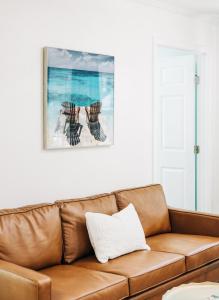 NO WORRIES! Beachy cottage 5 Minute walk to beach