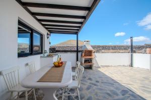 Casa Mar de Lava -Escapada activa en Masdache, corazón de Lanzarote