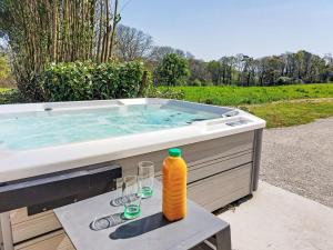 Maisons de vacances Holiday Home La Trelennette by Interhome : photos des chambres