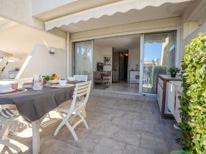 Apartment Les Rivages dUlysse by Interhome