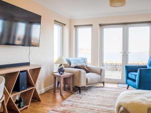 Holiday Home solas Alainn by Interhome