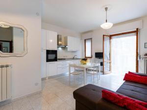 Apartment Casa del Mare by Interhome
