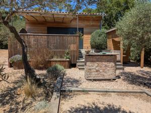 Maisons de vacances Lodge Les Oliviers : Maison 1 Chambre
