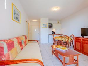 Apartment Les Calanques du Parc-9 by Interhome