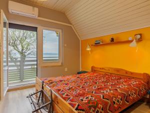 Holiday Home Lake House Sundown by Interhome