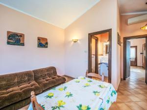 Holiday Home Giuncheto-2 by Interhome