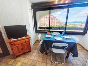 Apartment Front de Mer-26 by Interhome