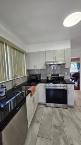 The Heart of Hicksville House