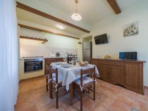 Apartment Viola by Interhome