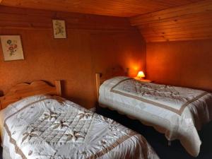 Maisons de vacances Gite grande famille Alisiers : photos des chambres