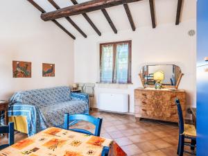 Holiday Home Giuncheto-3 by Interhome