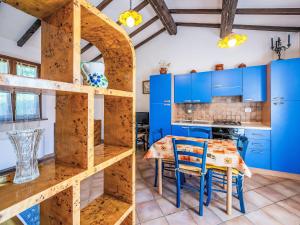 Holiday Home Giuncheto-3 by Interhome