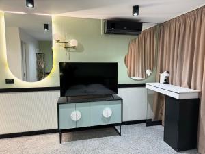 Lara Studio Exercitiu