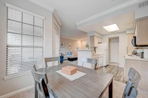 Spacious Room with Pool and Gym - Medical Center Houston