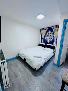 OYO Unique Private Rooms - Bolton Central, Free Parking - Unrated properties in Bolton