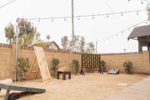 Charming NEW Retreat, Prime Location Mins to DT & PHX Airport