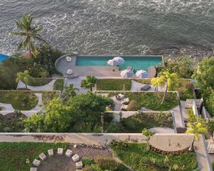 Casa Valhalla Designer Cliffside Villa with Ocean Views & Staff