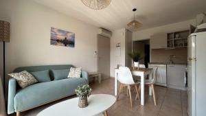 Appartement 2 pièces climatisé proche du port GN190-015