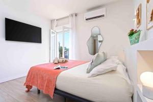 Escape at Marbella, Premium Apartment, 5min on Beach