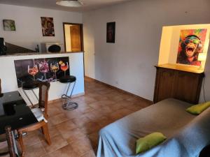 Appartements Deux pieces tout confort Monacia d-Aullene : photos des chambres